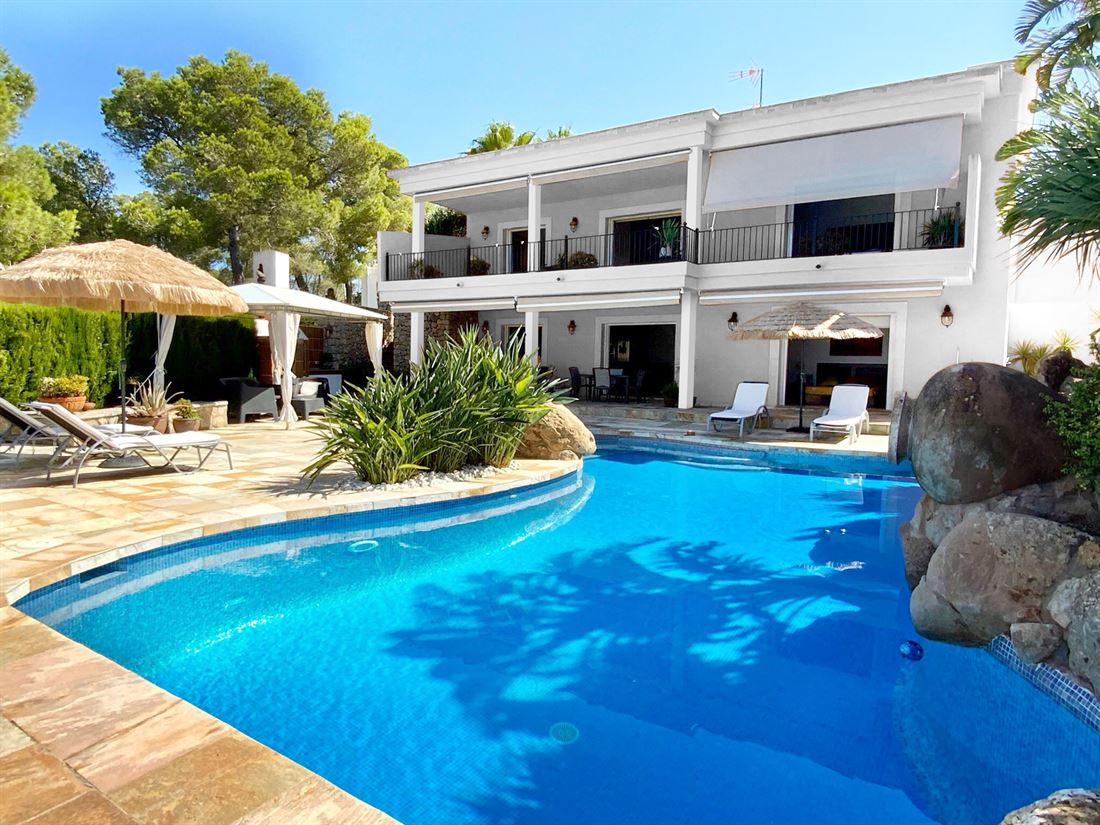 Villas for sale in Roca Llisa Ibiza,