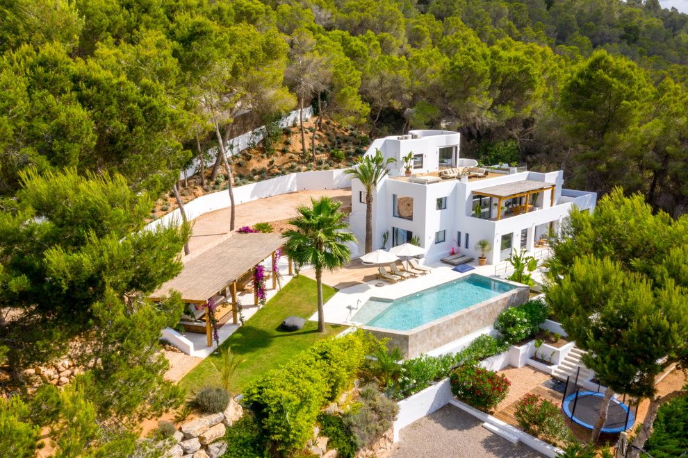 Villas for sale in Es Cubells