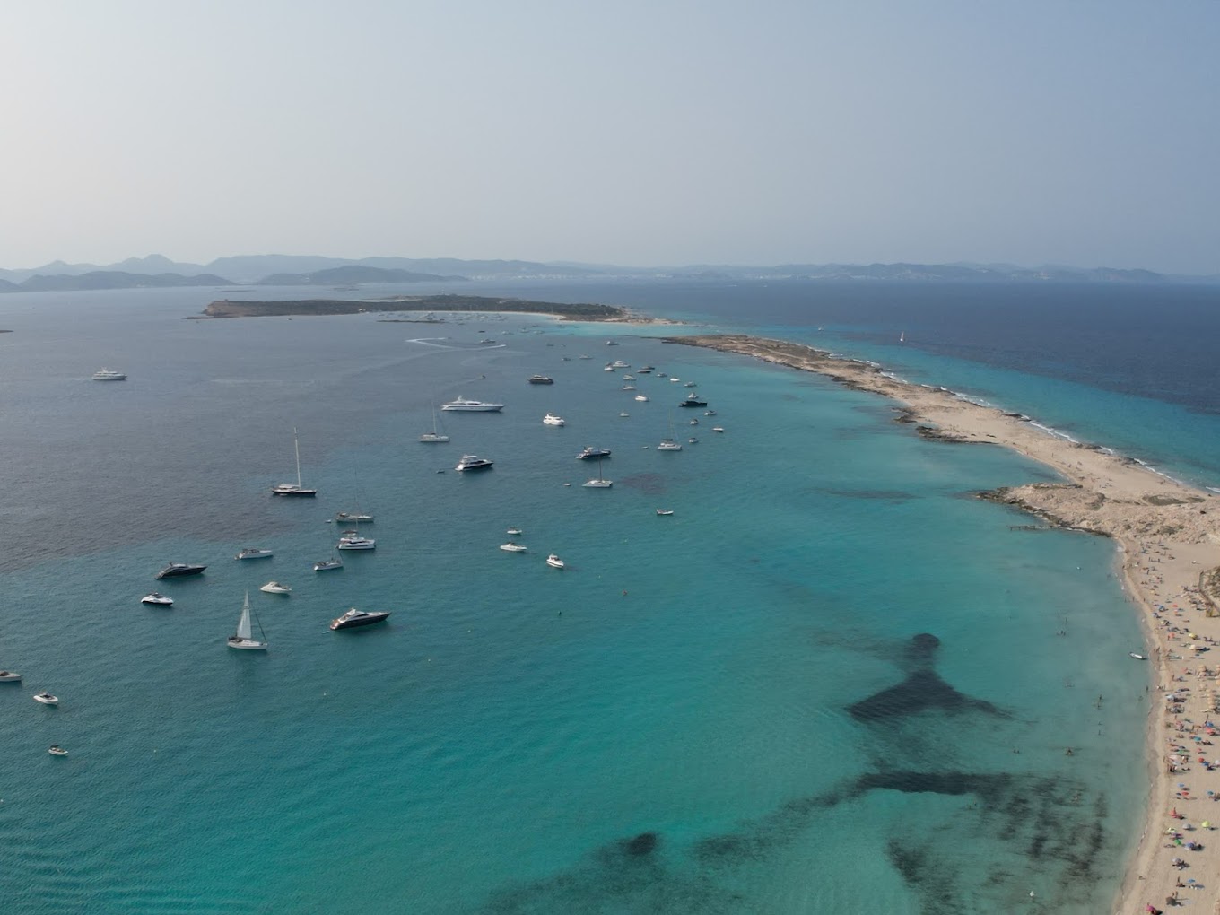 Platja-de-sAlga-formentera-beach-view-yachts