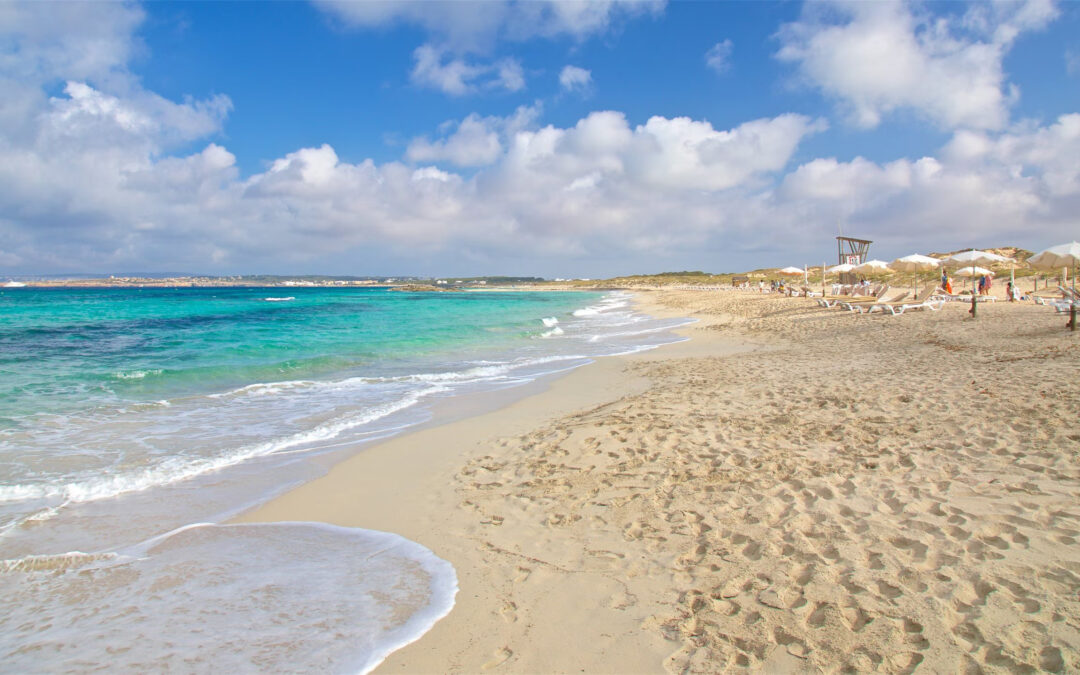 Experience the Beauty of Playa de Llevant, Formentera