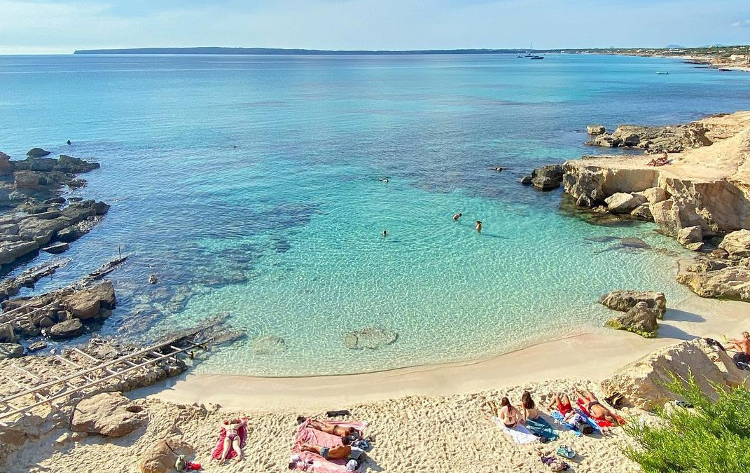 Caló des Mort, Formentera