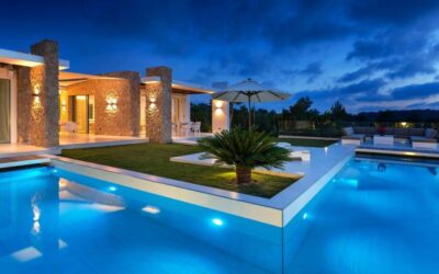 Cala Conta Beachfront: Destination for Luxury Homes in Ibiza