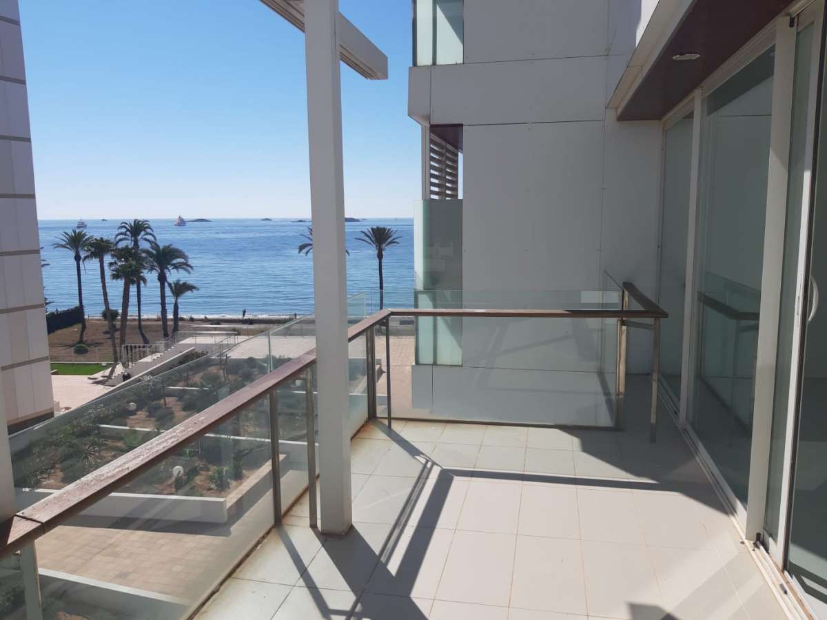 2-Bedroom Apartment in Playa D'en Bossa, photo 6