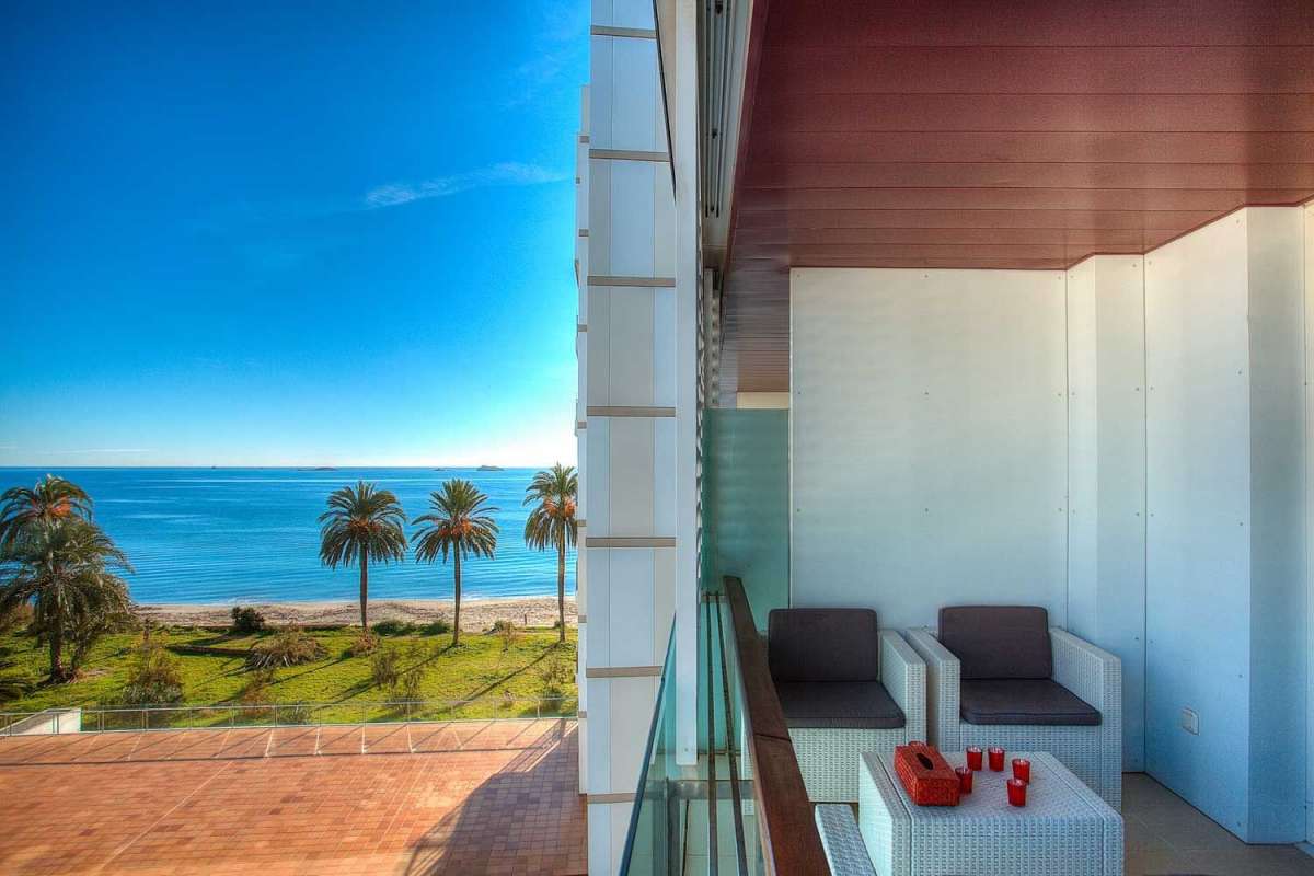 2-Bedroom Apartment in Playa D'en Bossa, photo 5