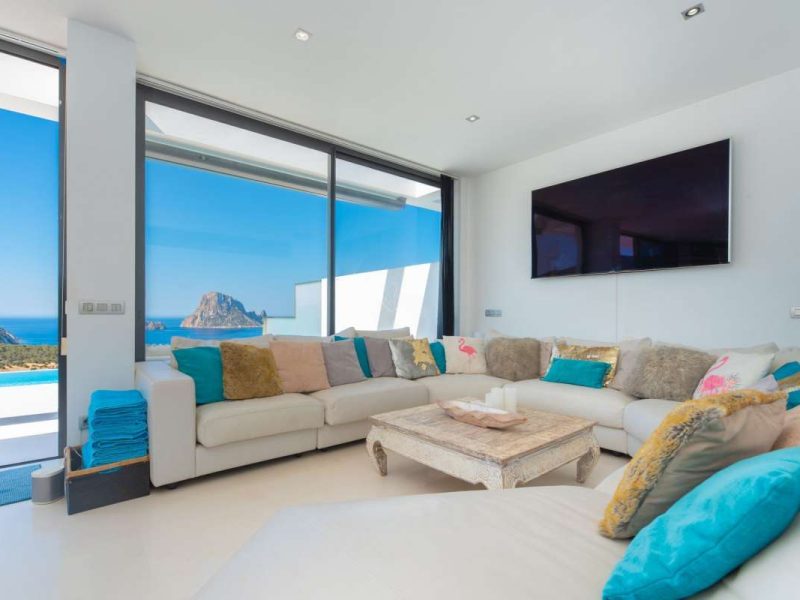 5-Bedroom Villa in Cala Carbó, photo 15