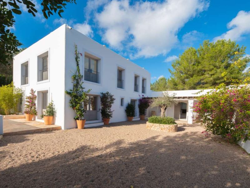 5-Bedroom Villa in Sant Llorenç de Balàfia, photo 3