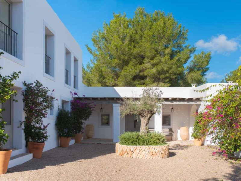 5-Bedroom Villa in Sant Llorenç de Balàfia, photo 6