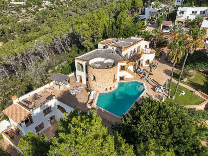 8-Bedroom Villa in Can Furnet, photo 2