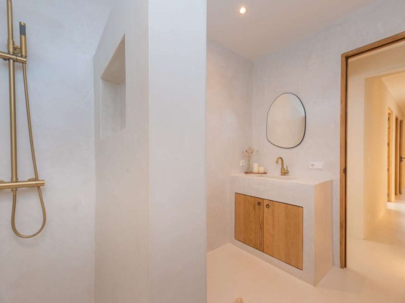 4-Bedroom Villa in Sant Llorenç de Balàfia, photo 19