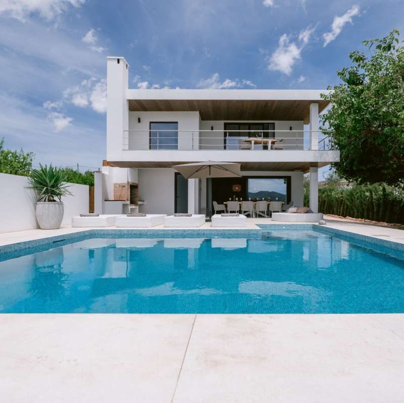 5-Bedroom Villa in Can Ramón, photo 1 5-Bedroom Villa in Can Ramón