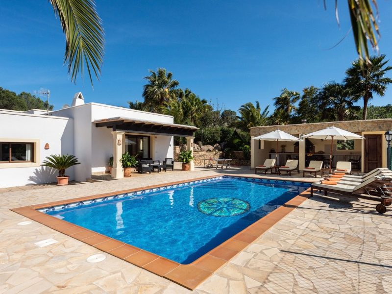 Villa marylina san juan pool exterior