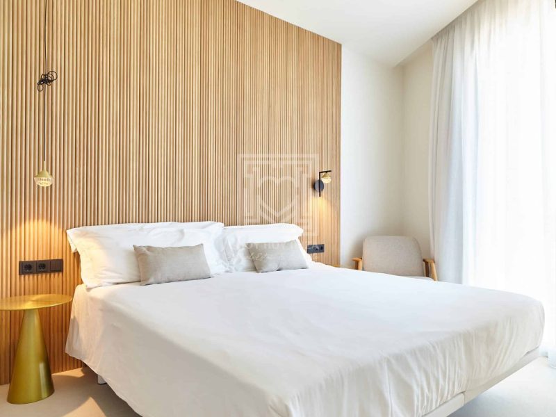 Luxury 2-Bedroom Apartment with Panoramic Marina Views in Santa Eulària, Ibiza, photo 6 Apartamento de lujo de 2 dormitorios con vistas panorámicas al puerto deportivo en Santa Eulària, Ibiza