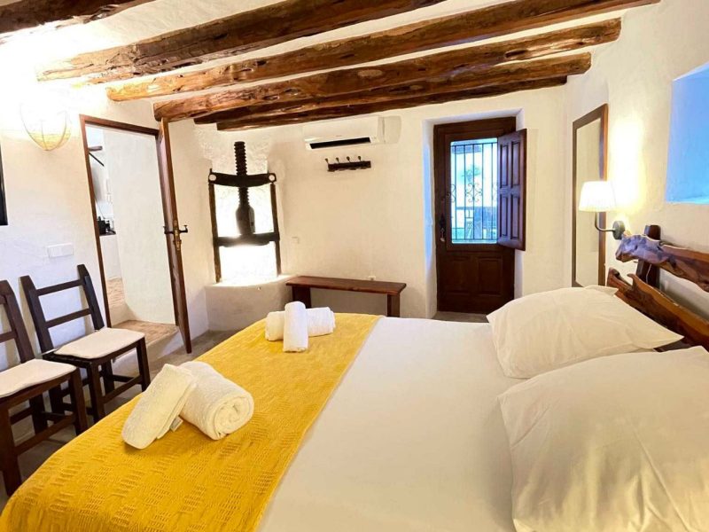 Can pelar san jose double bedroom Can Pelar, finca del siglo XVIII de 4 dormitorios en Sant Josep