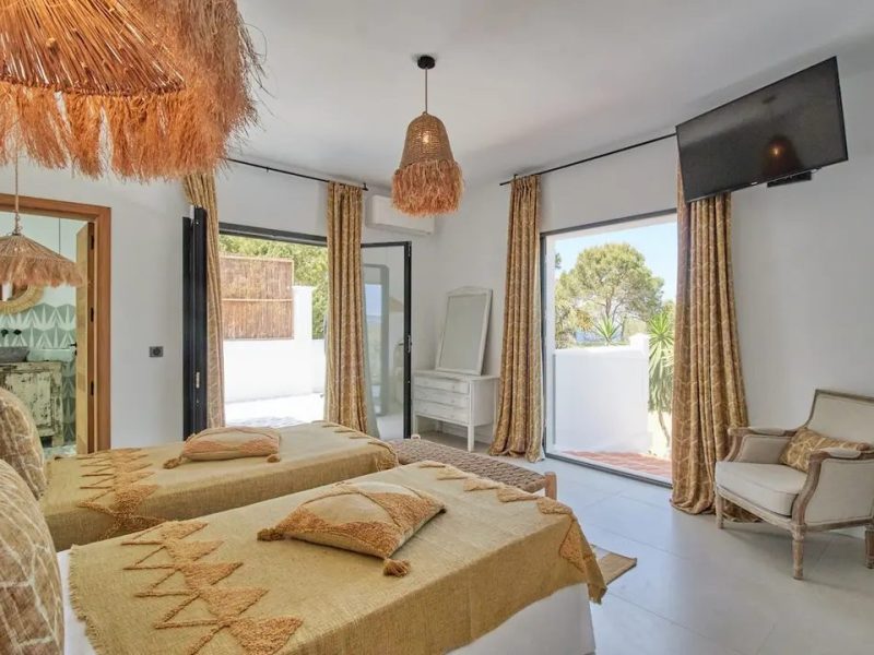 Villa Lau, Cala Bassa, bedroom terrace access