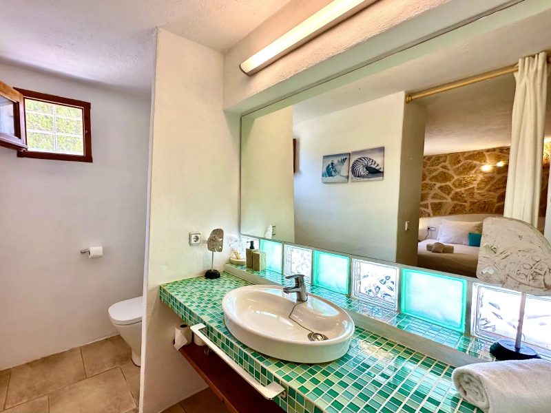 Can salsolar san jose ensuite bathroom Can salsolar san jose ensuite bathroom
