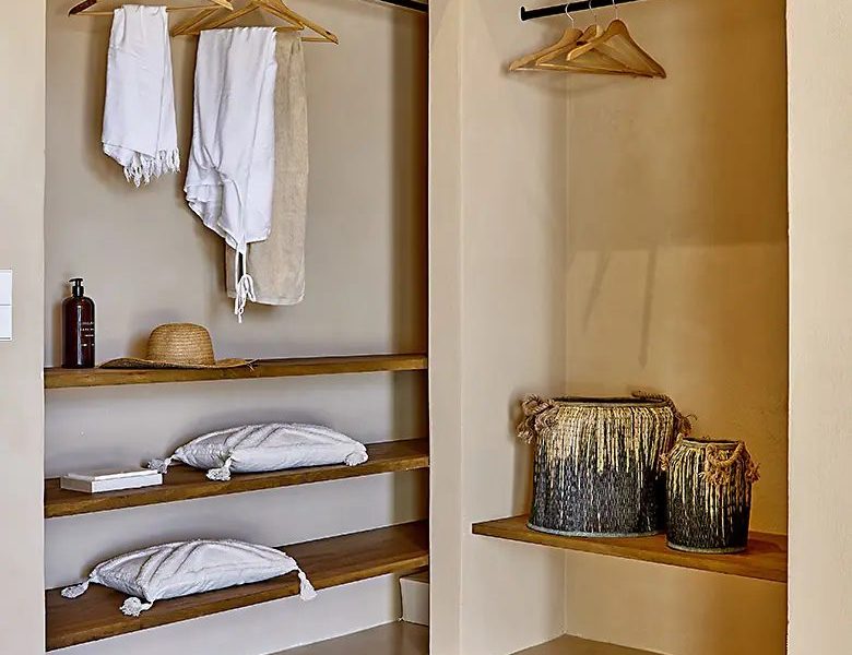 Casa nara san rafael bedroom one open wardrobe