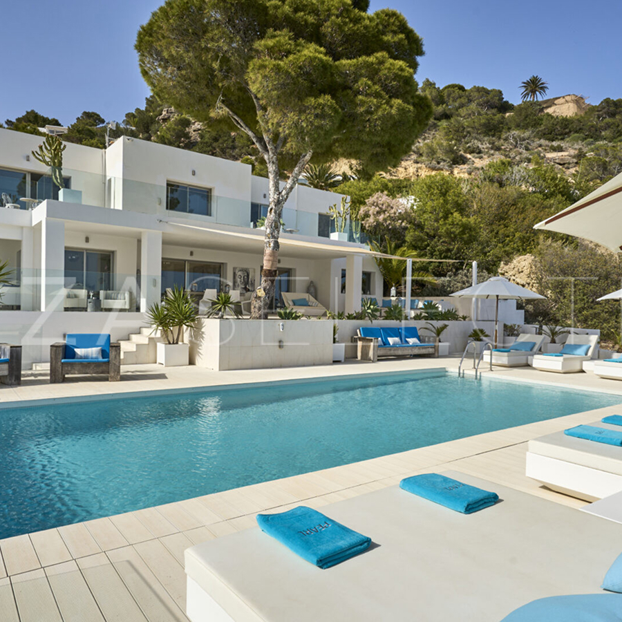 Luxury Villas Luxury Villas