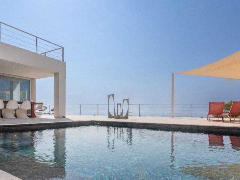 6 Bedroom Villa with Tourist Licence in Roca Llisa Private pool sea view, 6 Bedroom Villa with Tourist Licence in Roca Llisa