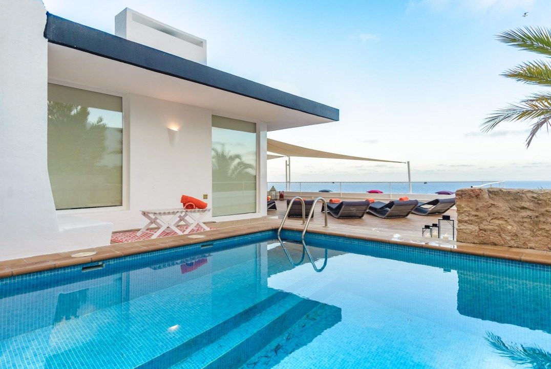 3 Bedroom Villa with Tourist Licence in Roca Llisa Private pool and sea view, 3 Bedroom Villa with Tourist Licence in Roca Llisa