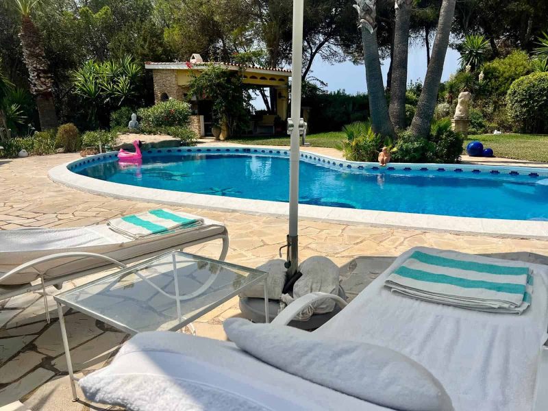 4-Bedroom Villa with Sea Views for Sale near San Carlos, Ibiza, photo 6 Private swimming pool and sun terrace at the San Carlos villa
