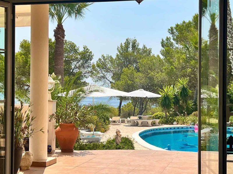 4-Bedroom Villa with Sea Views for Sale near San Carlos, Ibiza, photo 9 Villa with private swimming pool, landscaped garden and sea views near San Carlos, Ibiza